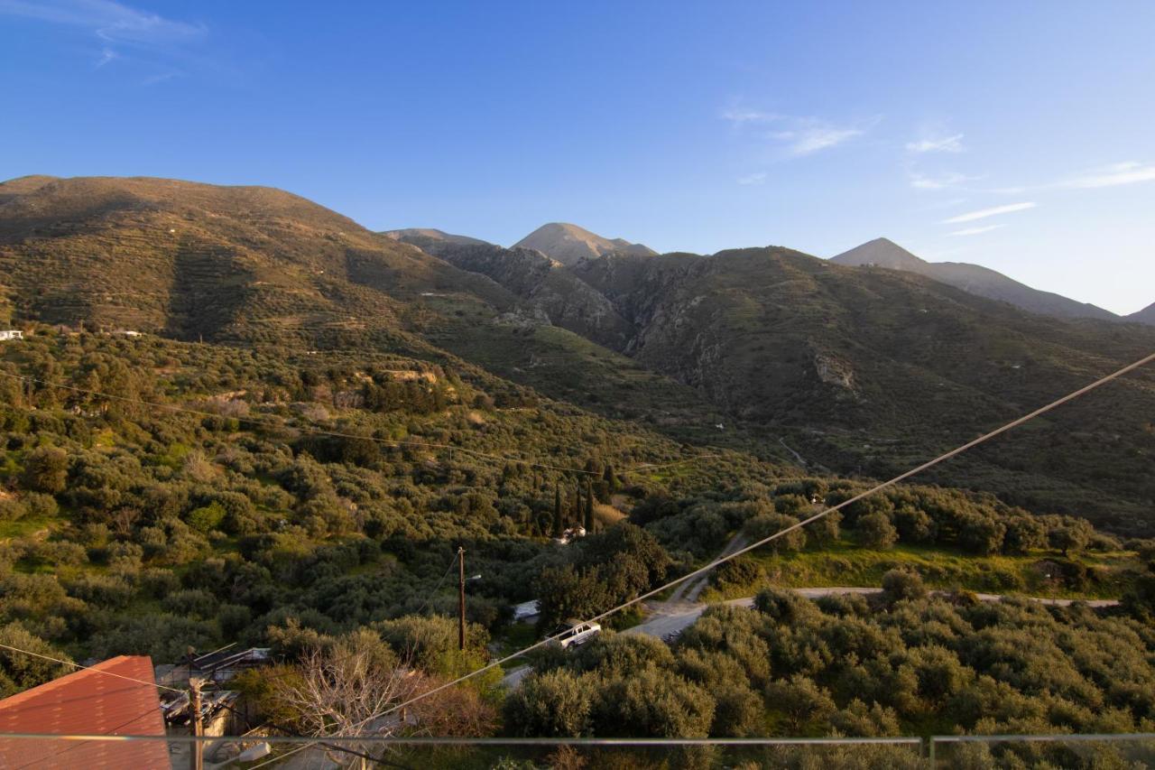 The Mountain House - Authentic Cretan Hideaway - Breathtaking And Nature Views Tourloti Luaran gambar