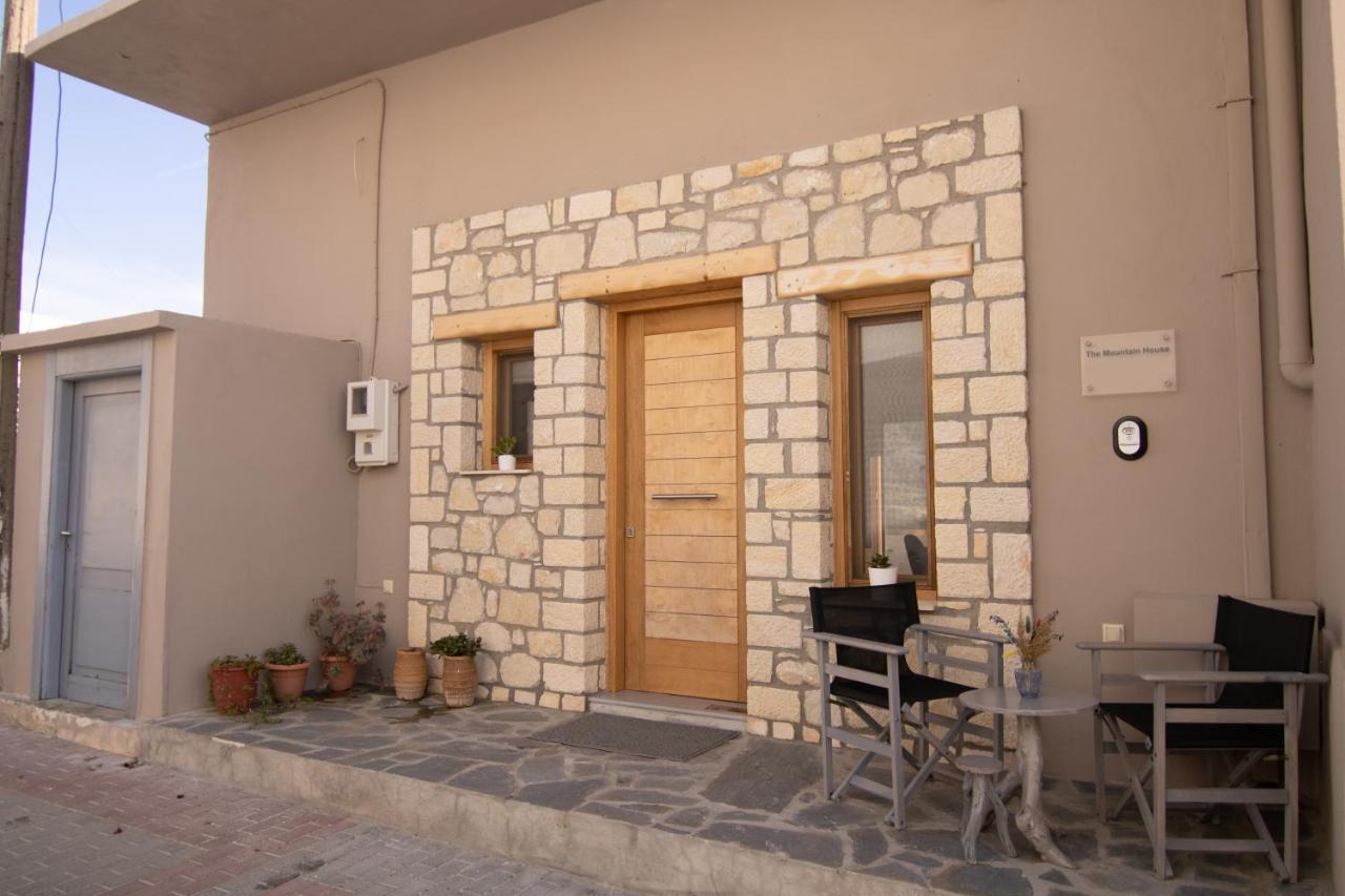 The Mountain House - Authentic Cretan Hideaway - Breathtaking And Nature Views Tourloti Luaran gambar