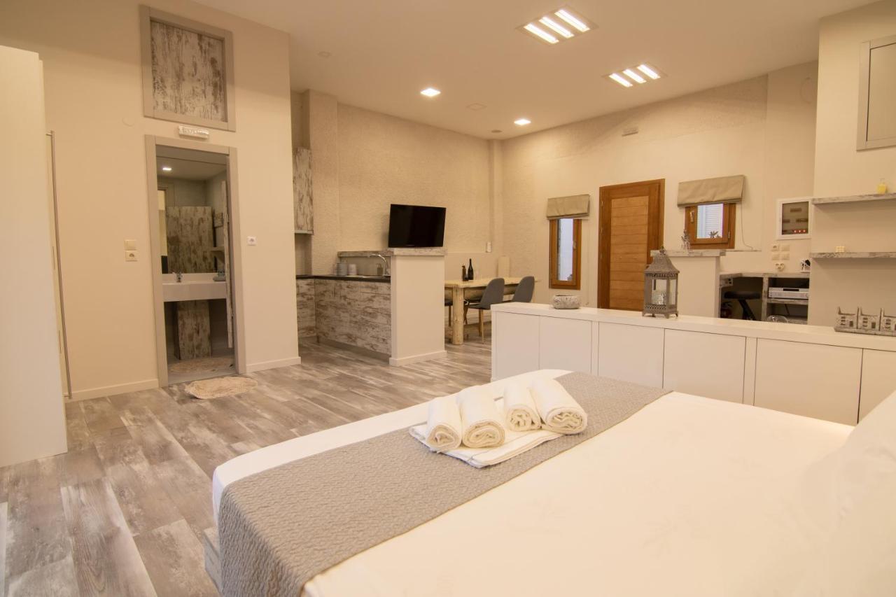 The Mountain House - Authentic Cretan Hideaway - Breathtaking And Nature Views Tourloti Luaran gambar