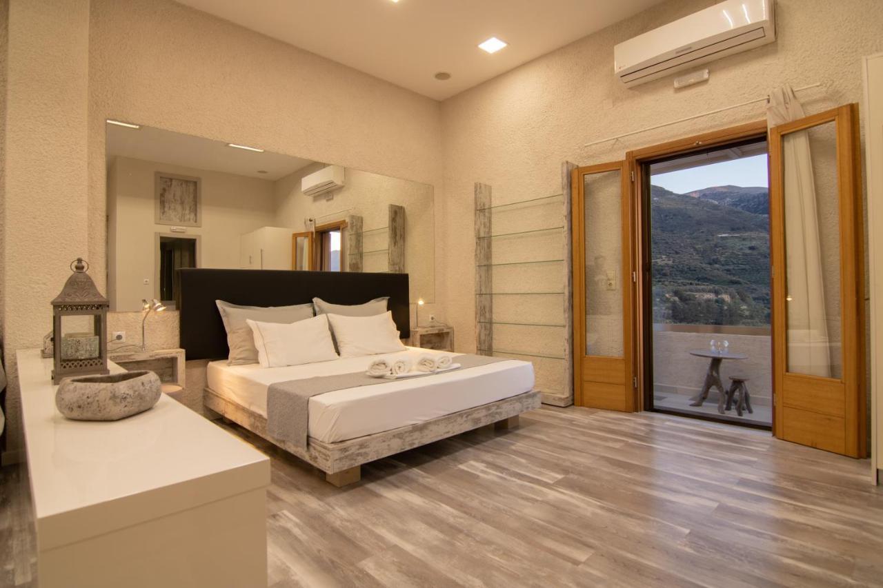 The Mountain House - Authentic Cretan Hideaway - Breathtaking And Nature Views Tourloti Luaran gambar