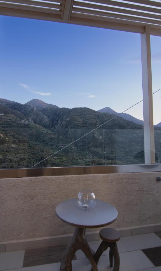 The Mountain House - Authentic Cretan Hideaway - Breathtaking And Nature Views Tourloti Luaran gambar