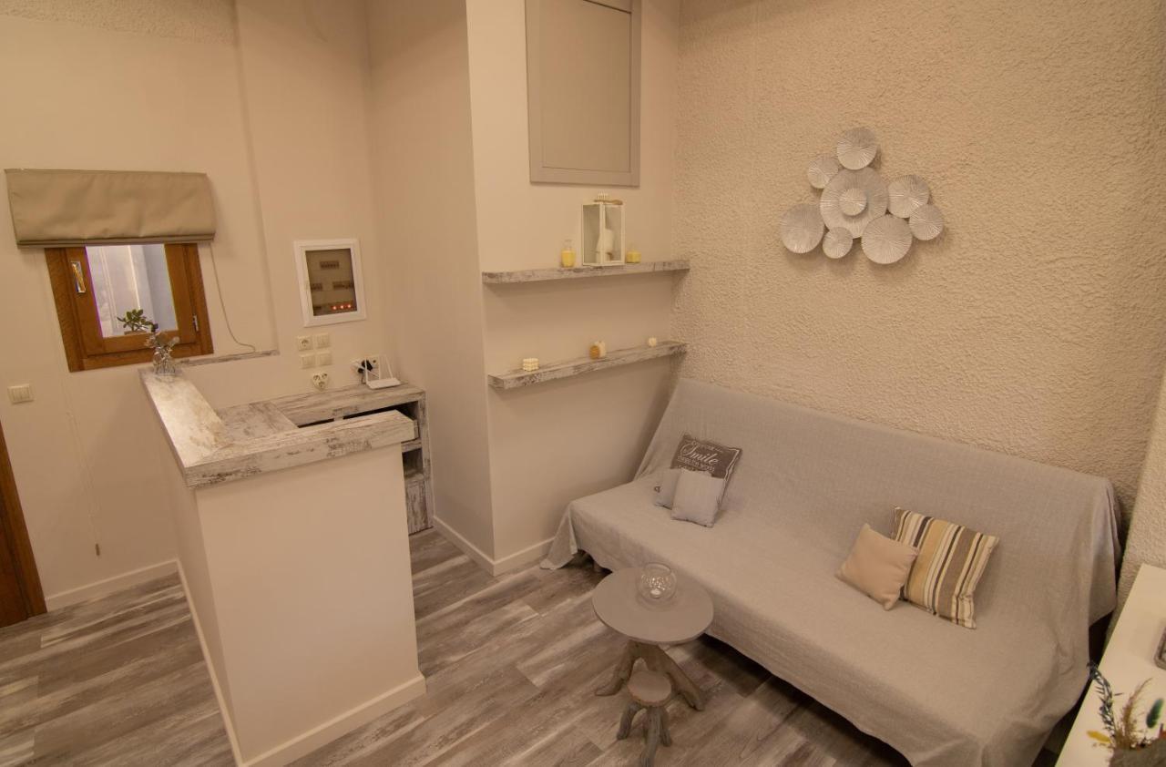 The Mountain House - Authentic Cretan Hideaway - Breathtaking And Nature Views Tourloti Luaran gambar